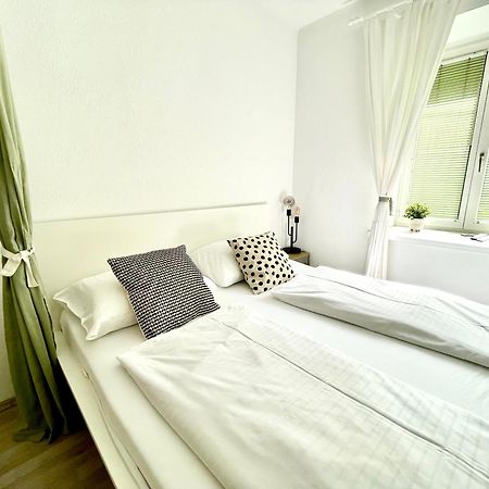 Contactless Self-Check-In - City Apartment Zum Wohlfuhlen Ans16 Graz Exterior foto