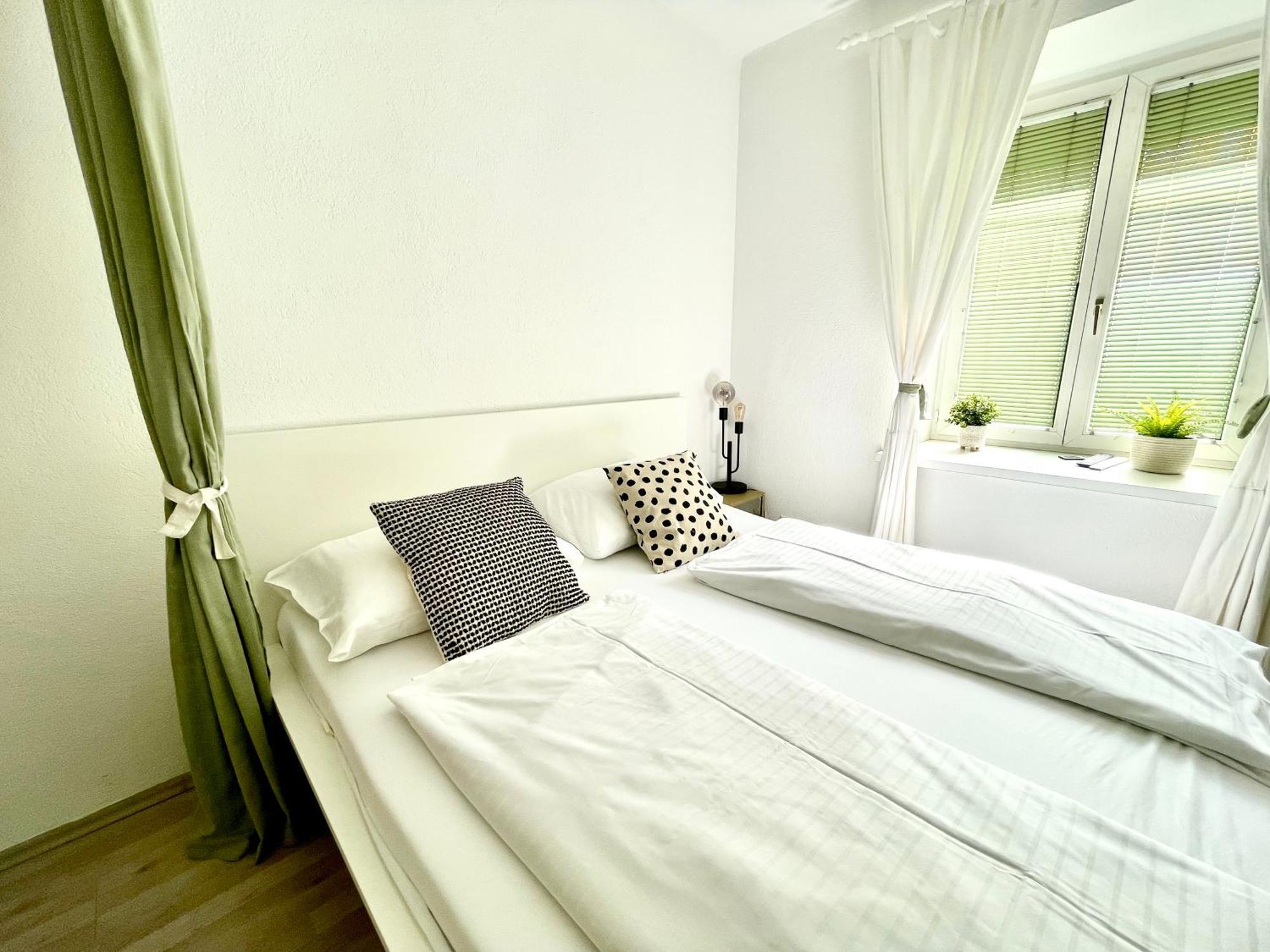 Contactless Self-Check-In - City Apartment Zum Wohlfuhlen Ans16 Graz Exterior foto